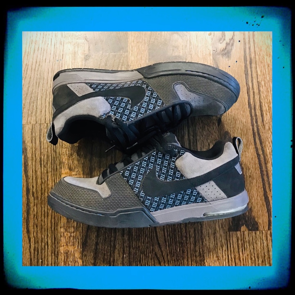 Nike skate shoes